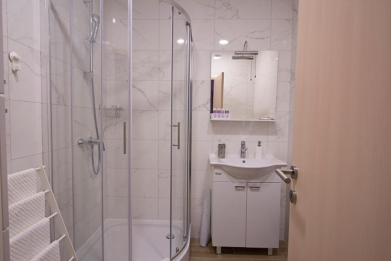 Apartment Ragusa Palace 3 Funjestra Dış mekan fotoğraf